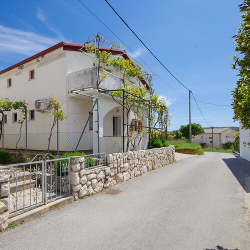 Apartments Slobodanka Lopar