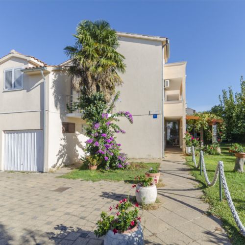 Apartments Sweet garden Vodice  3