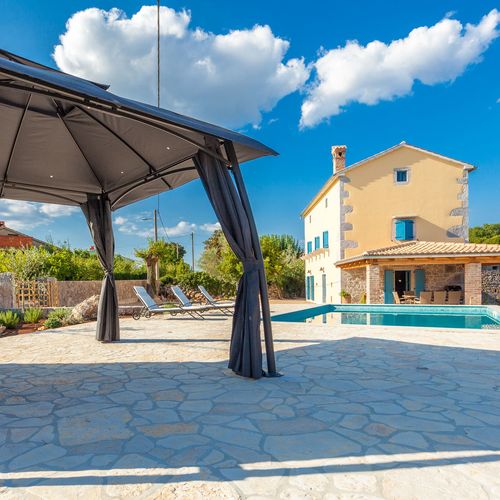 Vila Lusa Bajčići  2