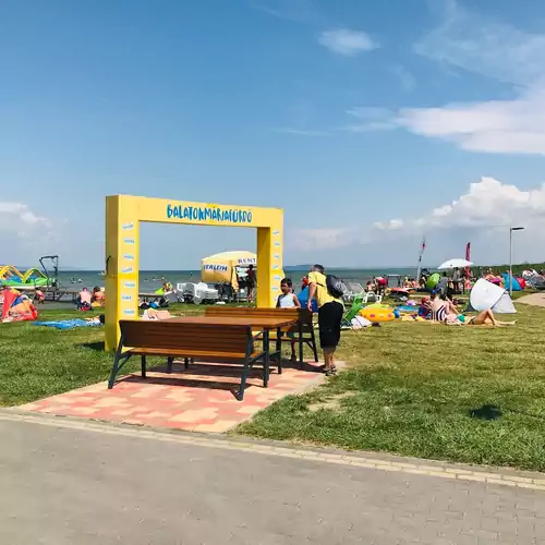 Bonita Apartmanház Balatonmáriafürdő 009 kép