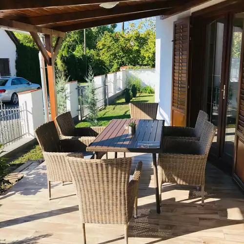 Bonita Apartmanház Balatonmáriafürdő 006 kép