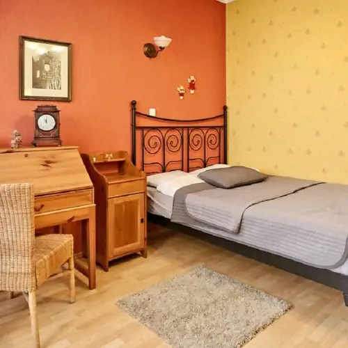 Salon ł&oacute;żko 