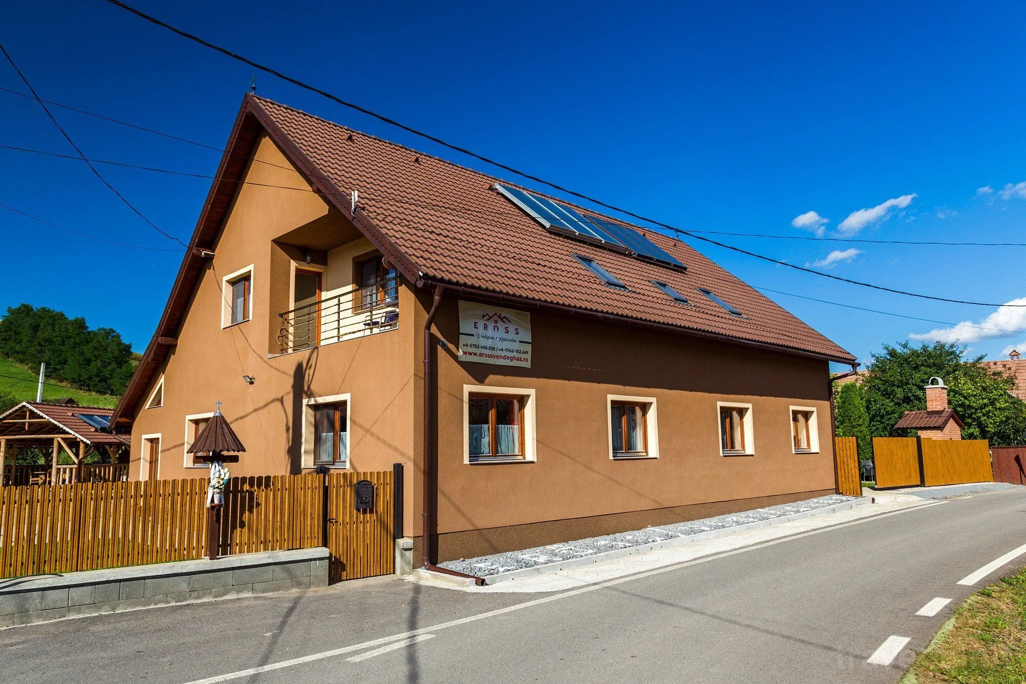Cabana Erőss Lăzarea