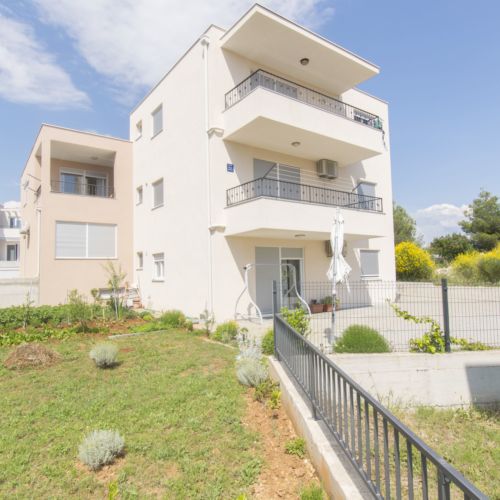 Apartment Marieta Brodarica  4
