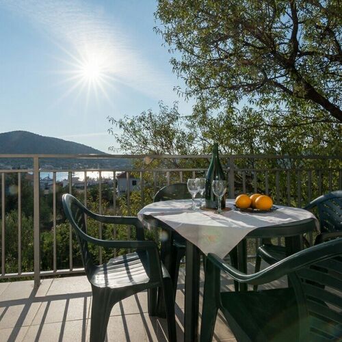 Apartmani Jadranka Vinišće  2
