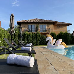 Villa Aruba & Private SPA Suites Keszthely