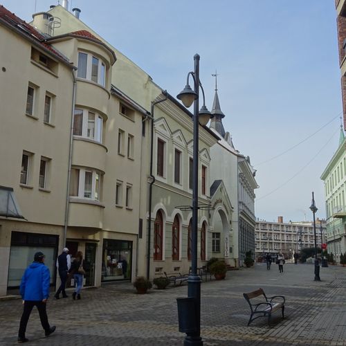 Teleki utca, Kossuth tér