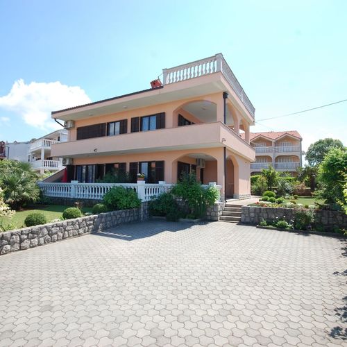 Apartments Fugosic Njivice Krk  2