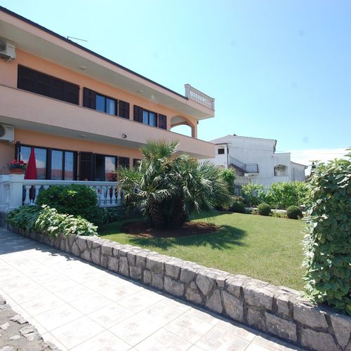 Apartments Fugosic Njivice Krk  4