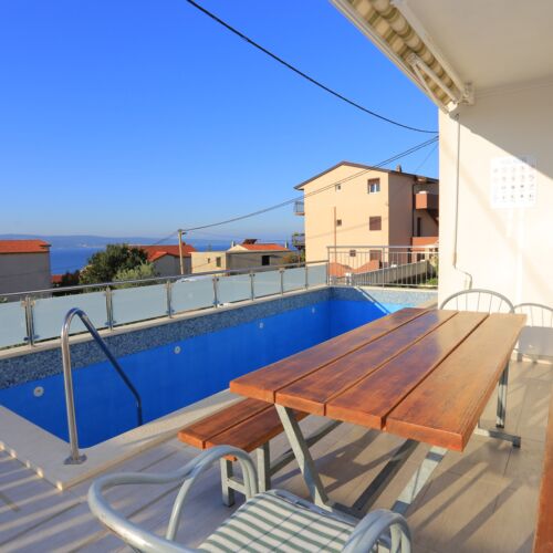 Apartmanok Medencével Mali Rat, Omis - 9698 Mali Rat