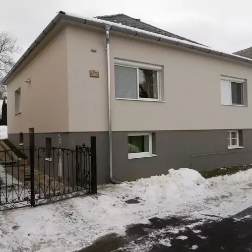 Kilencház Apartman Úrkút 002 kép