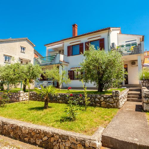 Apartments Belavic Njivice Krk  4