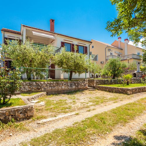 Apartments Belavic Njivice Krk  2