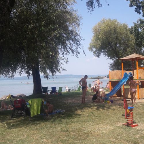 Bánk Bán Apartman Balatonszemes  2