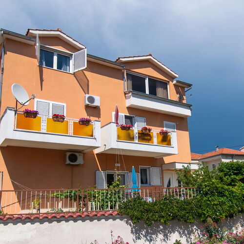 Apartments Čaće Brodarica  2
