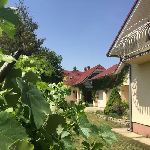 Thália Apartmanház Hajdúszoboszló 006 kép