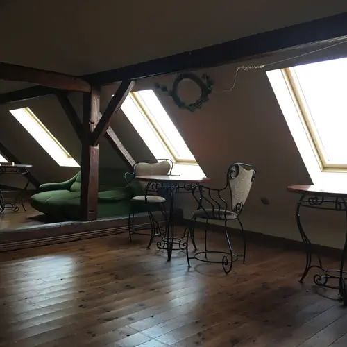 120 m2-es k&ouml;sz&ouml;ss&eacute;gi t&eacute;r