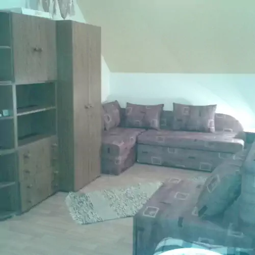 Fehérszekér Apartman Abádszalók 002 kép