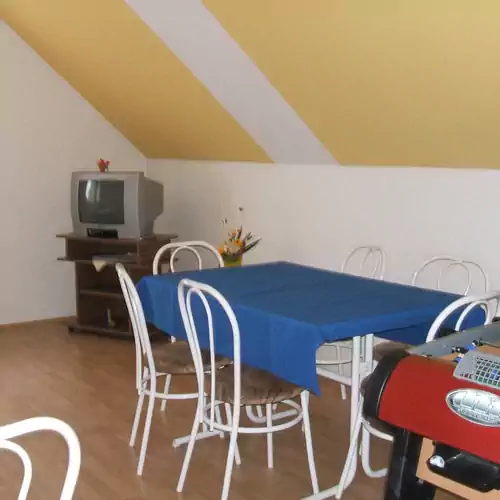 Fehérszekér Apartman Abádszalók 008 kép