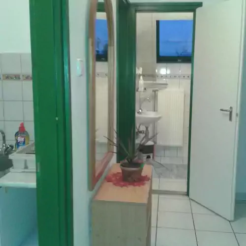 Fehérszekér Apartman Abádszalók 017 kép