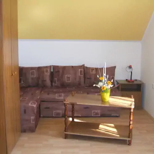 Fehérszekér Apartman Abádszalók 018 kép