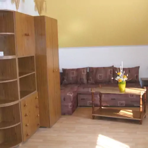 Fehérszekér Apartman Abádszalók 019 kép