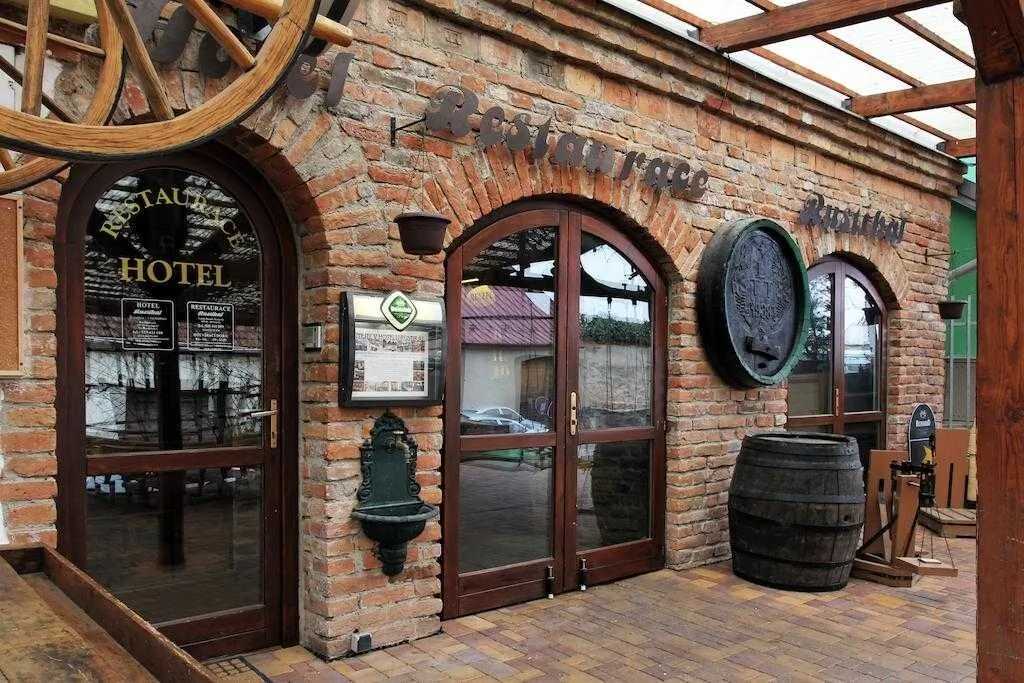 Hotel Rustikal Hustopeče