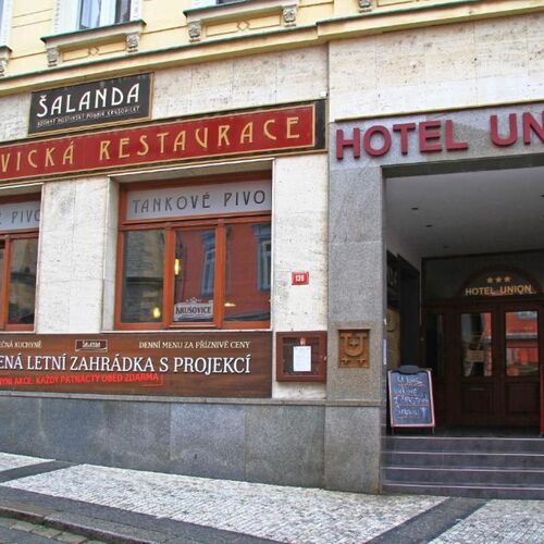 HOTEL UNION LOUNY