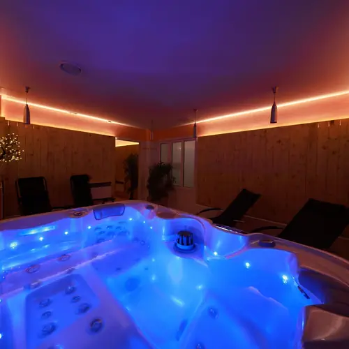 Relax centrum - v&iacute;řivka