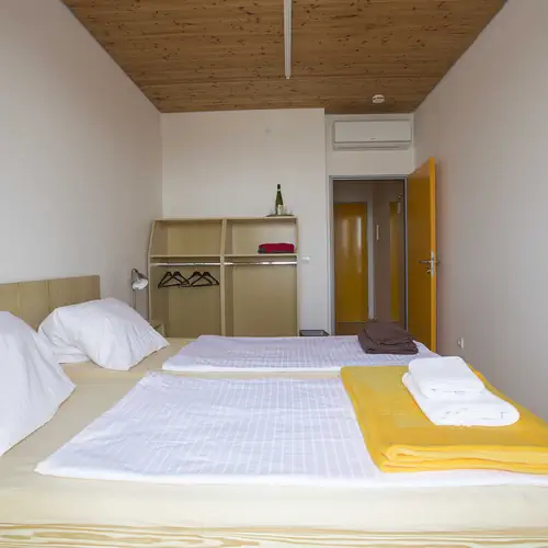 Hotel Rowing pohled z terasy