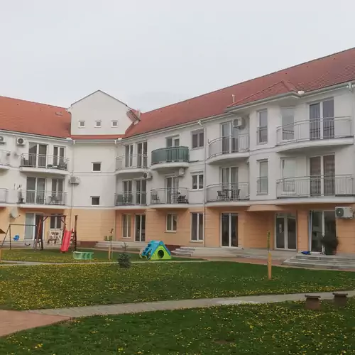 IKON Apartman Hajdúszoboszló 006 kép