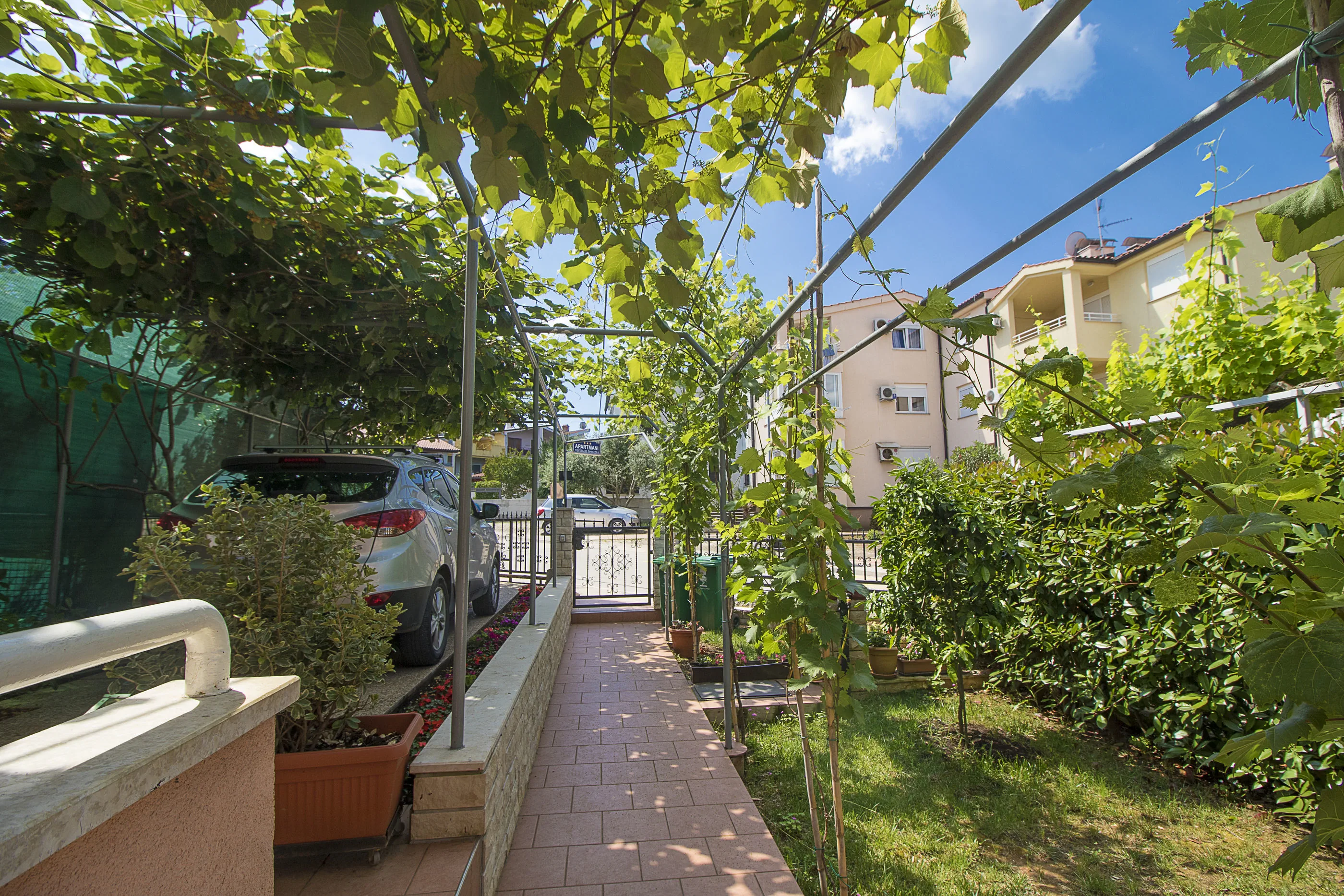 Apartments Edo Stinjan