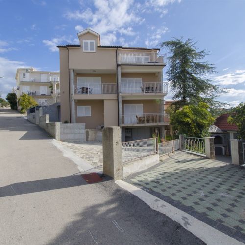 Apartments Sanja Primosten  2