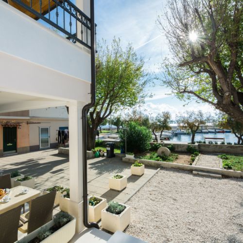 Apartments Roko Duce  3