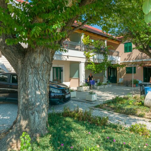 Apartments Roko Duce  2