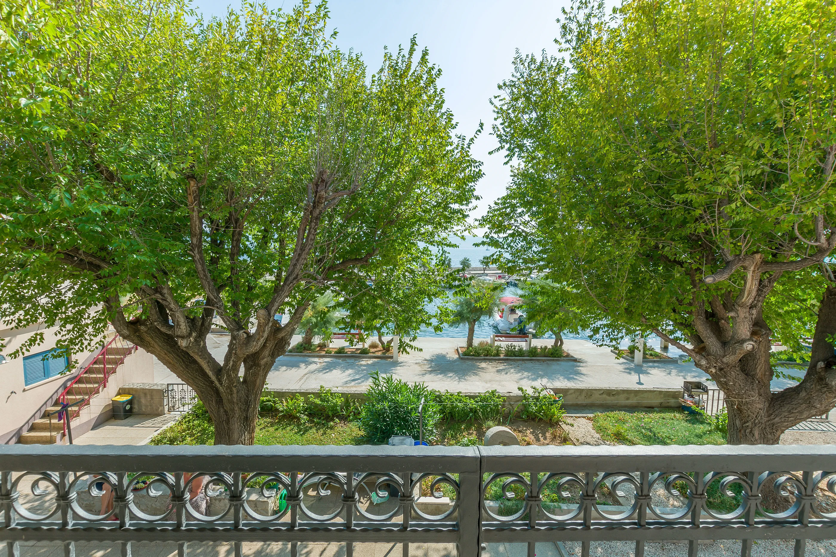 Apartments Roko Duce