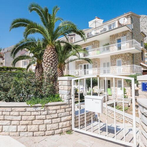 Apartments and Room Alen Duce  2