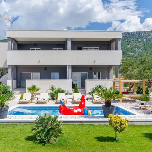 Apartments and Room Gabriel's Paradise Kastel Luksic  2