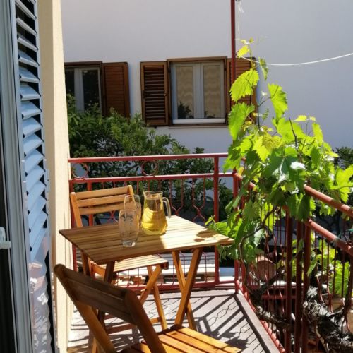 Apartment Milan Vrboska  3