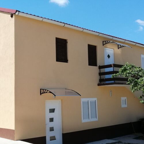 Apartment Milan Vrboska