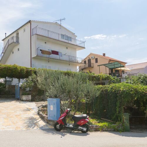 Apartments Jere Proto Primosten