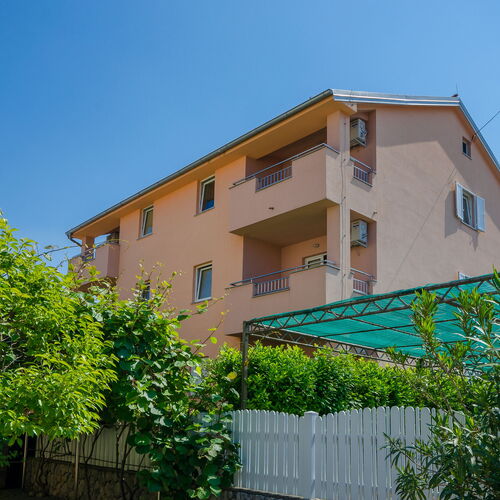 Apartments Dunja Malinska  2