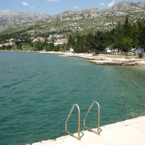 Apartments LUKA-close to the beach Starigrad Paklenica  2