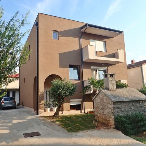 Apartments LUKA-close to the beach Starigrad Paklenica  3