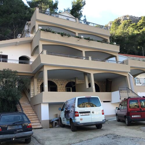 Apartments Apollo Zastrazisce II