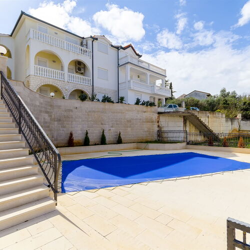 Apartments Krusica Arbanija  4