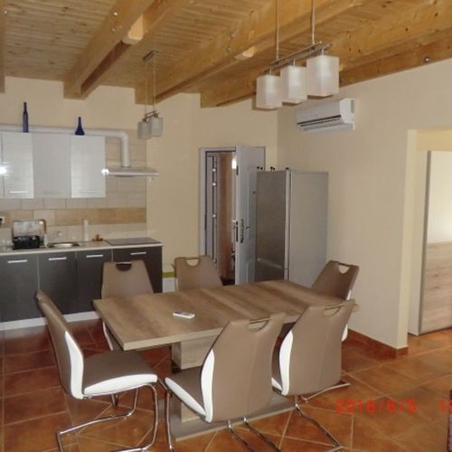 Csokonai Nagy Apartman Zamárdi  2