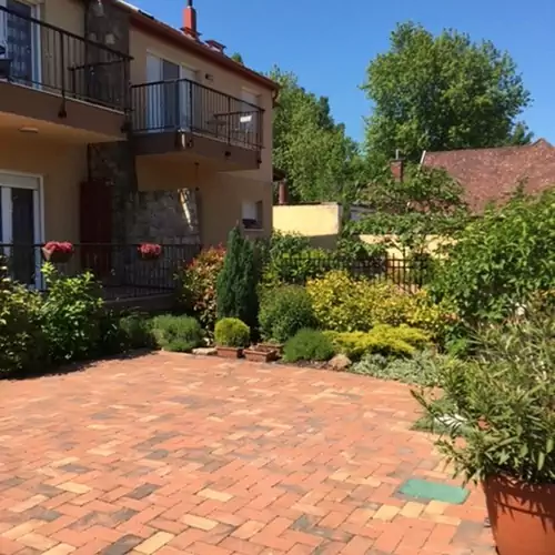 Csokonai Nagy Apartman Zamárdi 004 kép