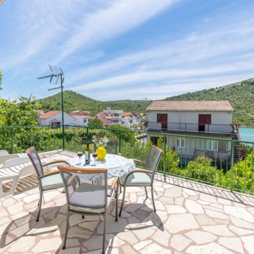 House Sunčani dvori Rogoznica  2