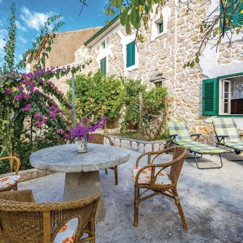 House Kalla Rab  4